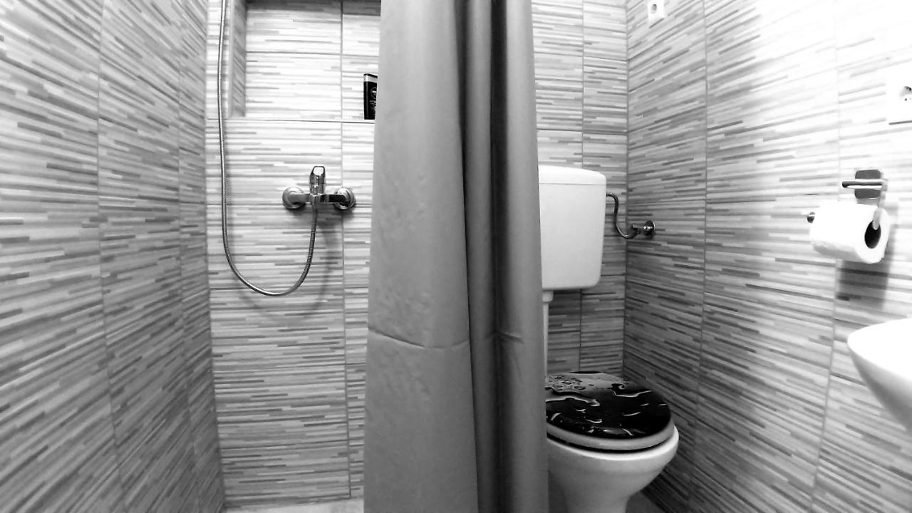 Apartment Sajra Kulen Vakuf Esterno foto